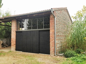 Verrière atelier en acier thermolaqué à Tournefeuille – Atelier Coucoureux