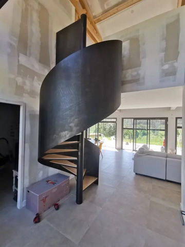 Escalier intérieur métal à Toulouse