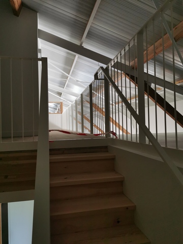 Garde-corps barreaudage vertical blanc mat